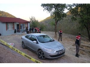 İstanbullu Baba Oğul Yazlık Evlerinde Öldürülmüş Olarak Bulundu