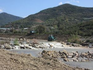 Alanya Ve Gazipaşa’da Taşkın Önleme Çalışmaları