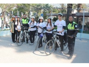 Liseli Öğrencilerden Bisiklet Seferberliği