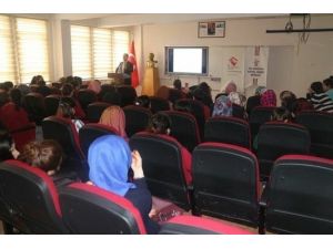 Öğrencilere ‘’aile İçi İletişimin Temel Unsurları’’ Semineri