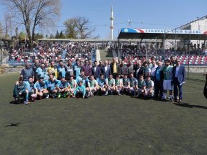 İstanbul’da Çemişgezek Futbol Turnuvası Düzenlendi