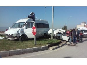 Tavşanlı’da Trafik Kazası: 1 Ölü, 2 Yaralı