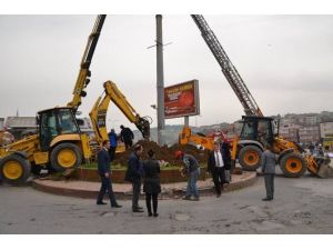 Belediyeden Trafiği Rahatlatacak Yeni Kavşak Düzenlemesi