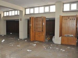 Kütüphaneyi soydular