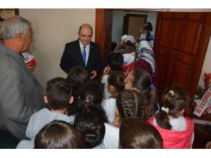 Ercan Kıvrak Öğrencileri Polis Haftasını Kutladı