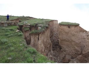 Hasankeyf Yolunda Heyelan Tehlikesi