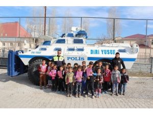 Çaldıran’da Polis Haftası Etkinlikleri