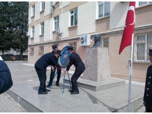 Gediz’de Şehit Polisler Mezarları Başında Anıldı