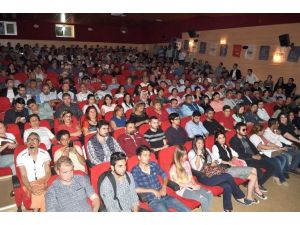 Silifke Chp Gençlik Kollarından “siyaset Ve Gençlik” Konulu Panel