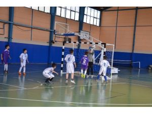 Bozüyük Belediyesi Minikler Futsal Şenliği Devam Ediyor