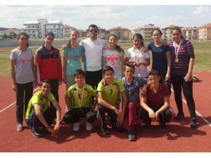 Pazarlar Ortaokulu’nun Atletizm Başarısı