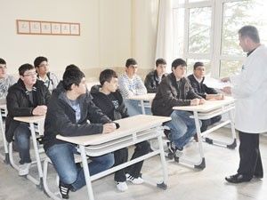 Öğrenci ve öğretmenlerin en acı karne günü