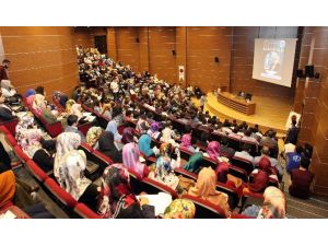 Gaün’de İslam Ve Gençlik Konferansı