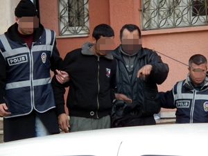 Esrar ve sahte para elegeçirildi