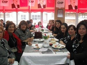 CHPli kadınlar, kahvaltıda buluştu