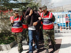 Koyunları, kamyon borcu ödemek için çalmışlar