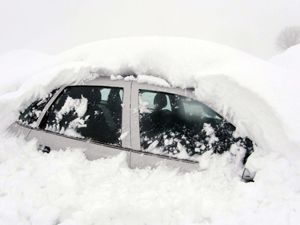 Sarıveliler Taşkent yolu çığ düşmesi sonucu kapandı