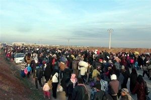 100 bin Suriyeli Türkiye kapısında!