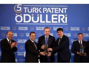 Antalya’ya ’marka Şehir’ Ödülü