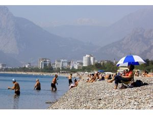 Antalya 27 Dereceyi Gördü