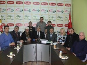 Sesimizi duyurmalıyız