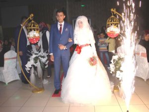 Gazeteci Mehmet Bedenli evlendi