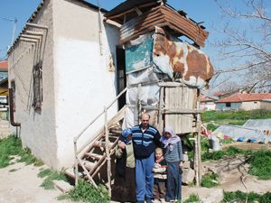 Hayatı acılarla dolu
