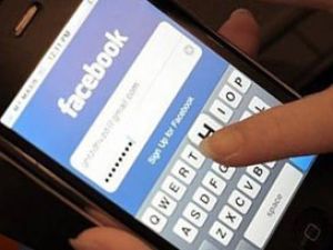 Facebook gözünü mobil gelire dikti