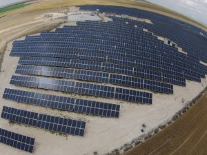 Türkiye'nin en büyük güneş santrali Konya'da açılıyor