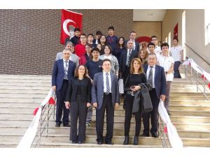 Rektör Prof. Dr. İhsan Sabuncuoğlu, Lise Öğrencileri İle Buluştu