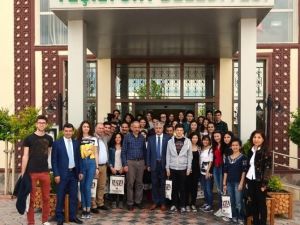 Başkan Polat, Galatasaray Lisesi Öğretmen Ve Öğrencilerini Ağırladı