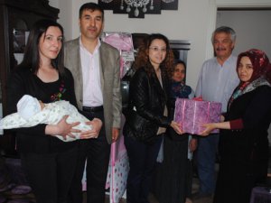 Sarayönü’nde yeni annelere ziyaret