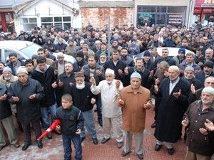 92 kişi umreye uğurlandı
