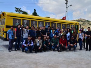 Akbaş, amatör fotoğrafçılarla buluştu