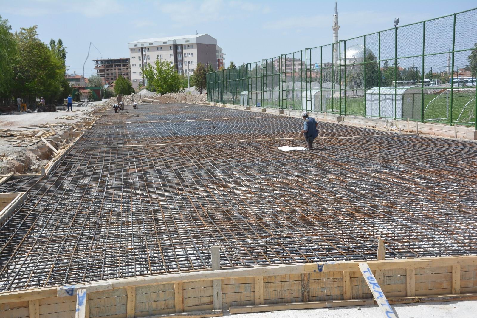 Çumra’da stadyum inşaatı devam ediyor