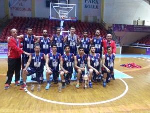 Adıyaman Belediyesi İşitme Engelliler Basketbol Takımı Türkiye Şampiyonu Oldu