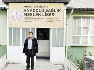 Okul binası için her yolu deniyor
