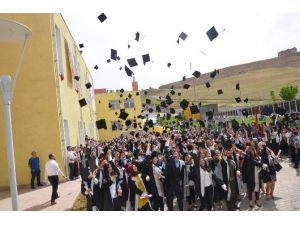 Adıyaman Üniversitesi Kahta Myo 10. Yıl Mezunlarını Uğurladı