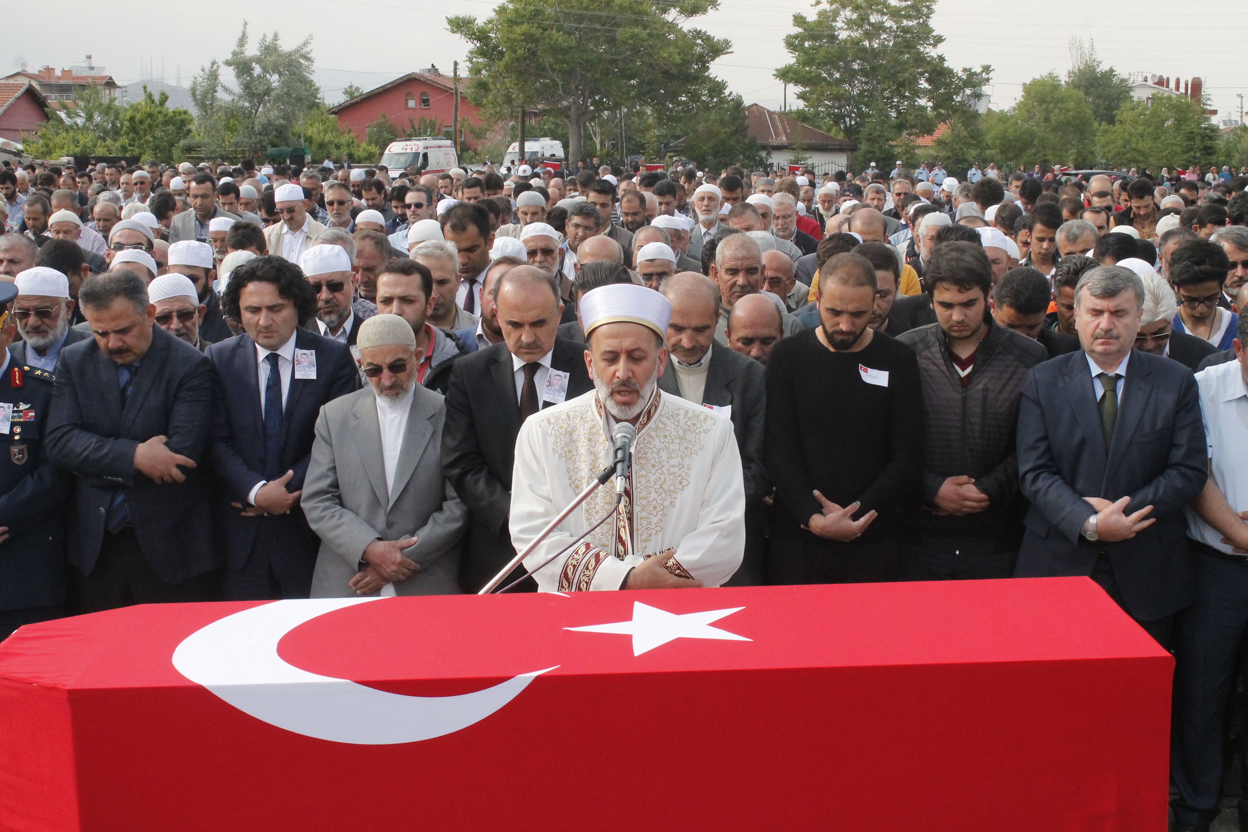 Konya şehidini yüreğine gömdü