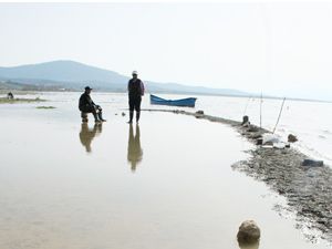 Beyşehir Gölü'nde olta günleri başladı