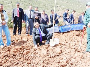 Nasreddin Hoca fidanlığına 200 fidan