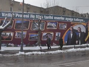 Başkanlara reklam yasağı