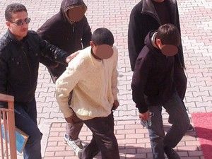 Çocukların akü ve testere çaldıkları iddiası