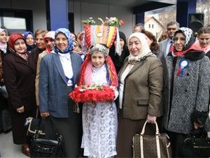 Demiryolcu kadınlar YHT ile Konya'da