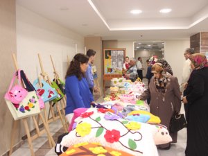 Psikiyatri hastaları için kermes düzenlendi