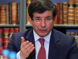 Davutoğlu: Ateş çemberinden geçiyoruz