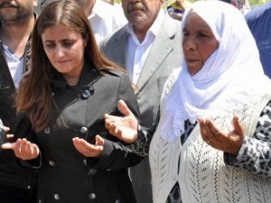 HDP'li vekil öldürülen teröriste dua etti