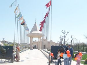 Şehitlik 7 gün açık, 23 Nisan’da kapalı