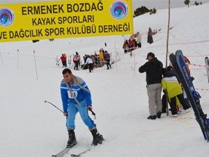 Ermenek'de amatör kayak yarışları düzenlendi