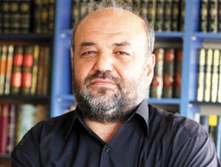 İhsan Eliaçık'a göre oruç tutmamanın bir cezası yok